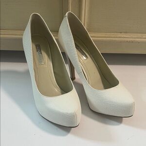 BCBGeneration White Textured Heels